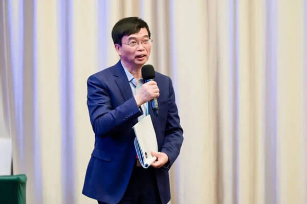 6008集团首席科学官彭双清教授.jpg 6008集团首席科学官彭双清教授.jpg